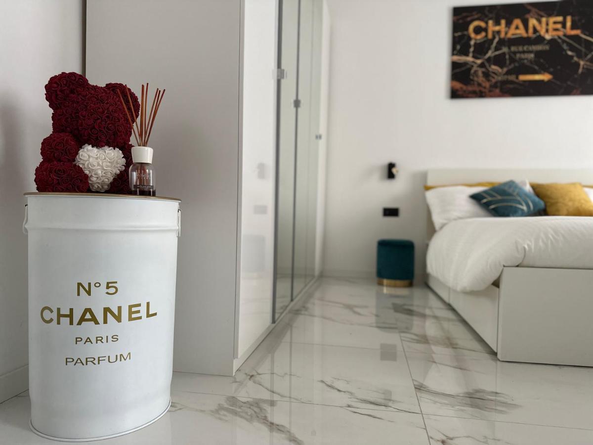 Maison Chanel Milano Eksteriør billede